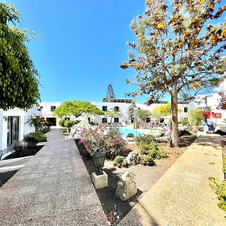 Apartamento En Playa Chica Апартаменты
