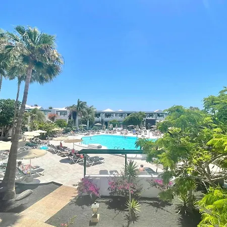 Apartamento En Playa Chica *